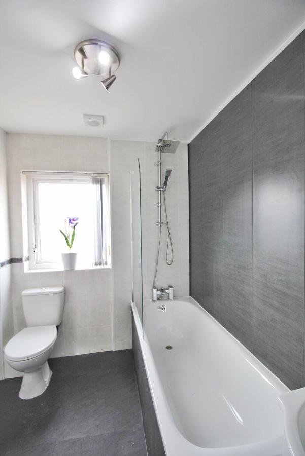 Anjore House - Modern Serviced Apartment In בלפסט מראה חיצוני תמונה